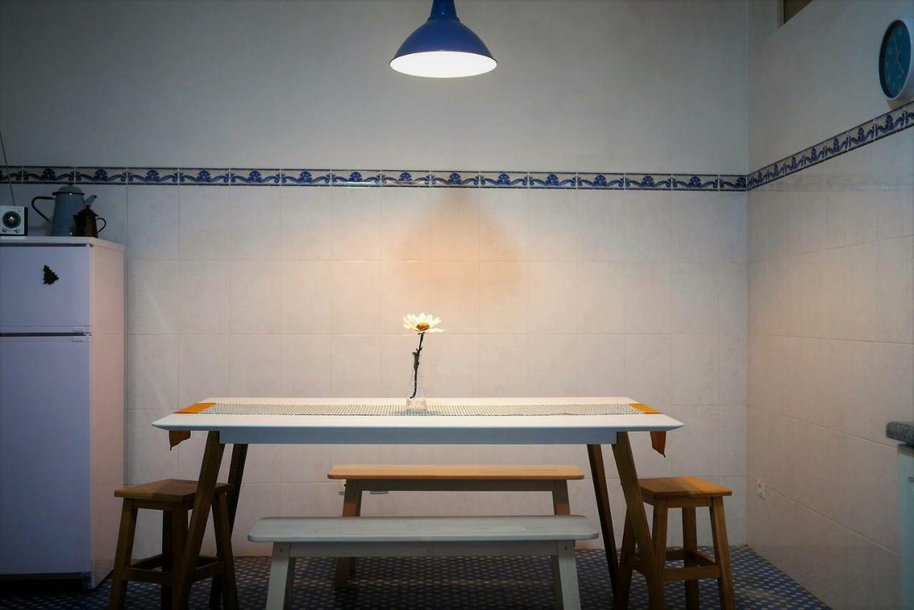 Downtown Shelter - Casa Da Praca Apartment Aveiro Bagian luar foto