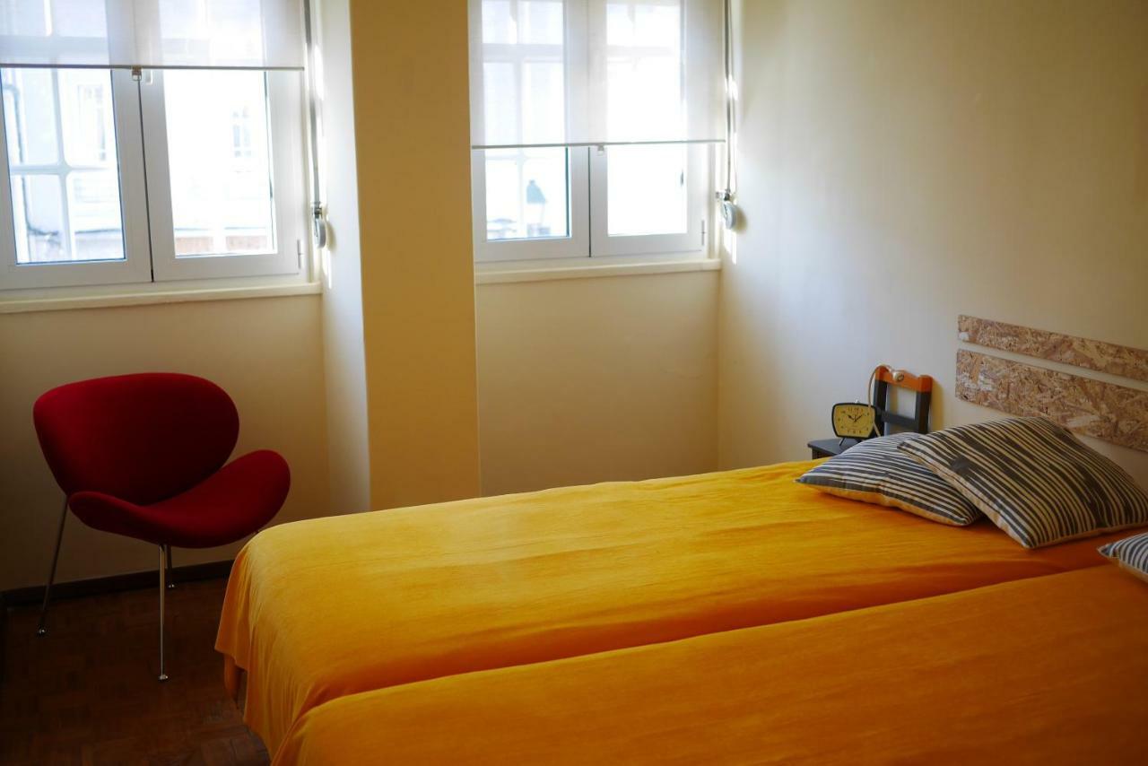 Downtown Shelter - Casa Da Praca Apartment Aveiro Bagian luar foto