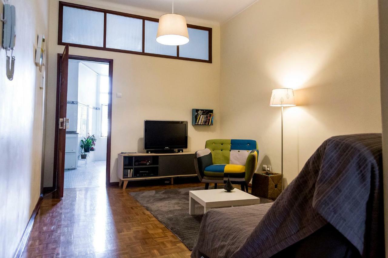 Downtown Shelter - Casa Da Praca Apartment Aveiro Bagian luar foto
